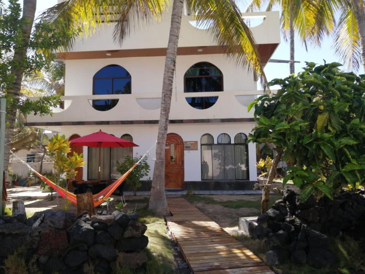 Hostal Muro De Las Lagrimas With High Speed Internet Starlink Puerto Villamil Zewnętrze zdjęcie